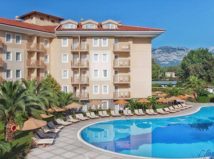 Akka Claros Hotel 케메르 외부 사진